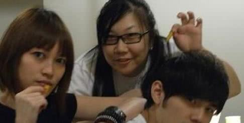 周杰伦对女助理李凤妮为什么那么好?