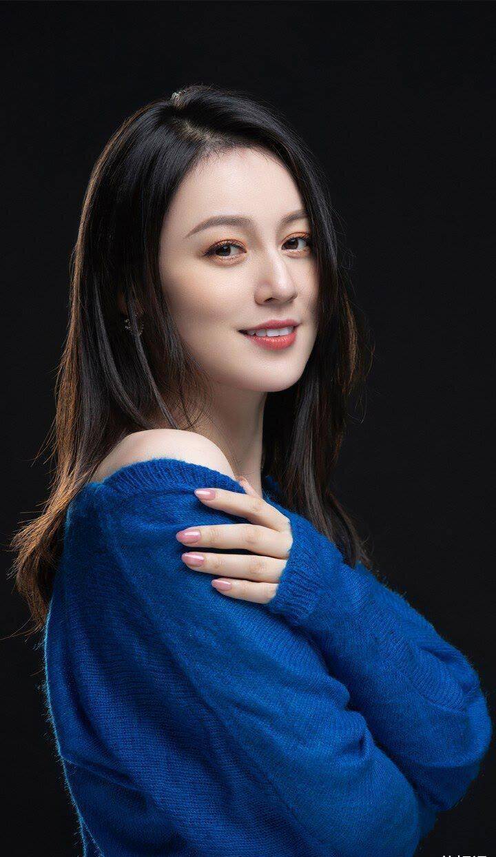 网红唐艺年收入过亿,35岁的女人也能逆袭人生,千万别小看自己