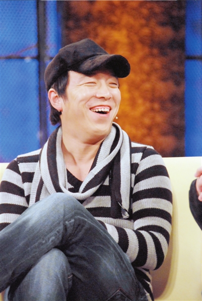 黄渤拒绝林志玲婚礼邀请,听了他拒绝理由,网友:情商令人佩服