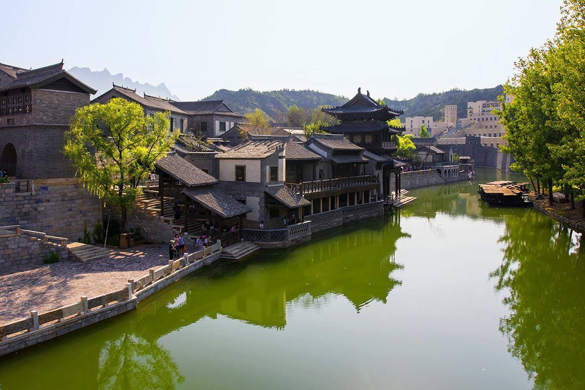 北京一"假古镇"走红,号称"京城一绝",斥资45亿门票140元