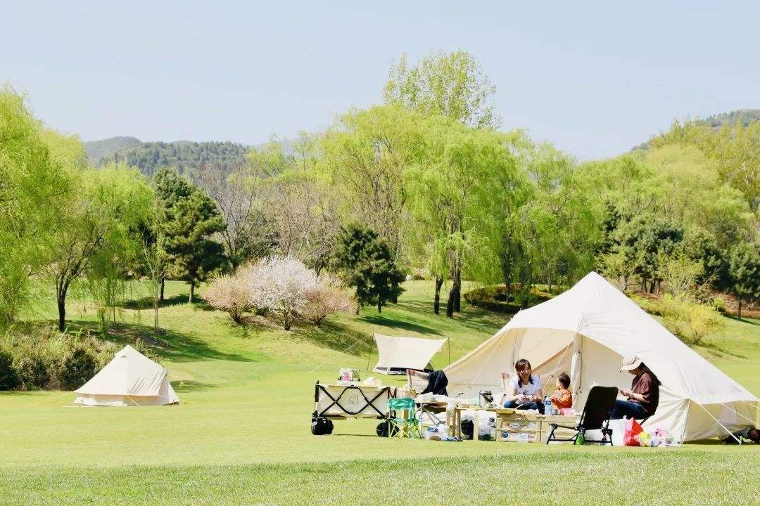 "微旅游"正在衍生新消费场景,露营户外概念股都有哪些上市公司
