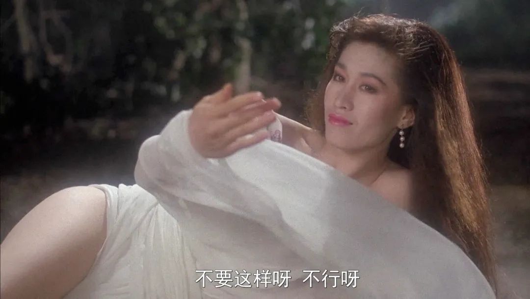 港片两大鬼后王小凤王玉环,能演艳鬼又能演法师,扮鬼捉鬼样样行