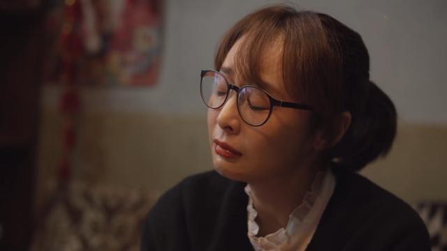 生活在卑微里的吴红玫与董事长赵显坤的三次温暖接触