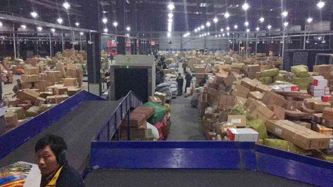 速尔快递倒闭了?拥有悠久历史的公司为何破产?没跟上时代发展