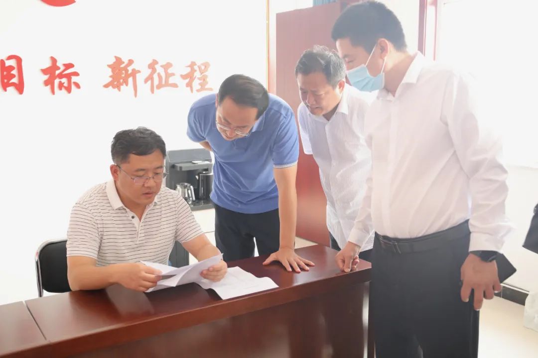 张前锋实地督导检查农村改厕工作情况