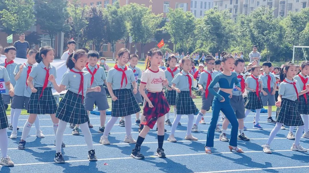 小学校运会方阵造型图片