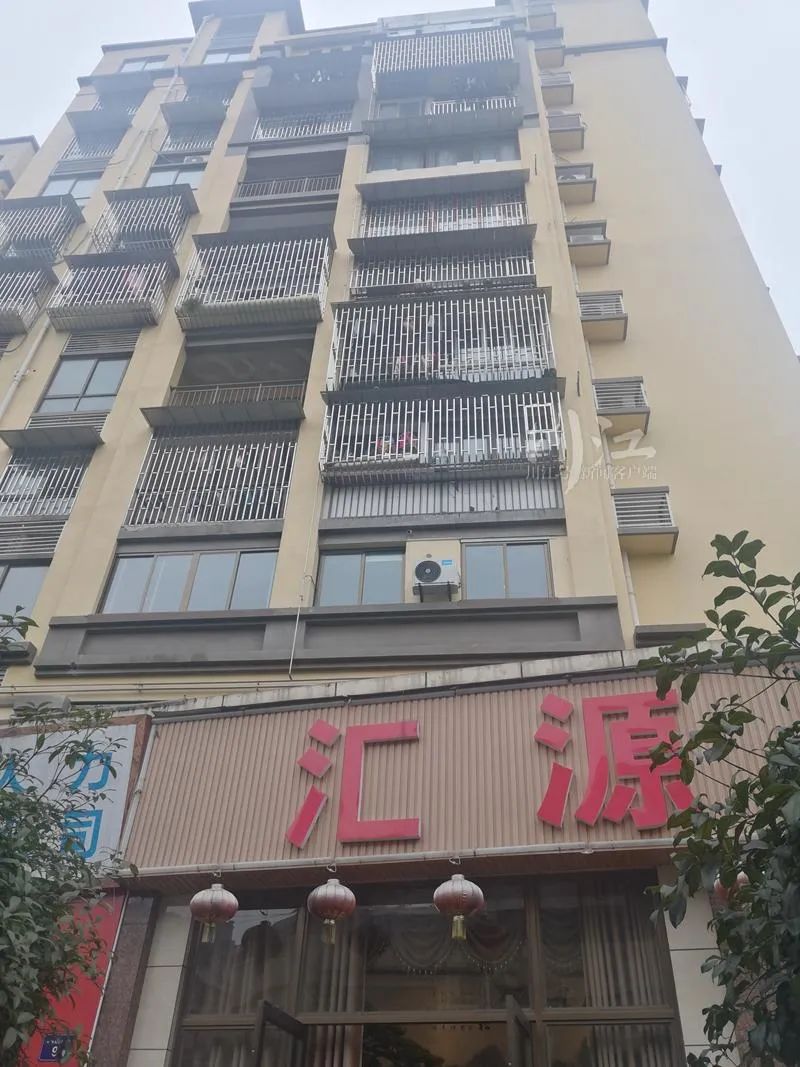 泸州市金海名园小区出现"嗡嗡嗡"怪声,整个楼板都在共振!