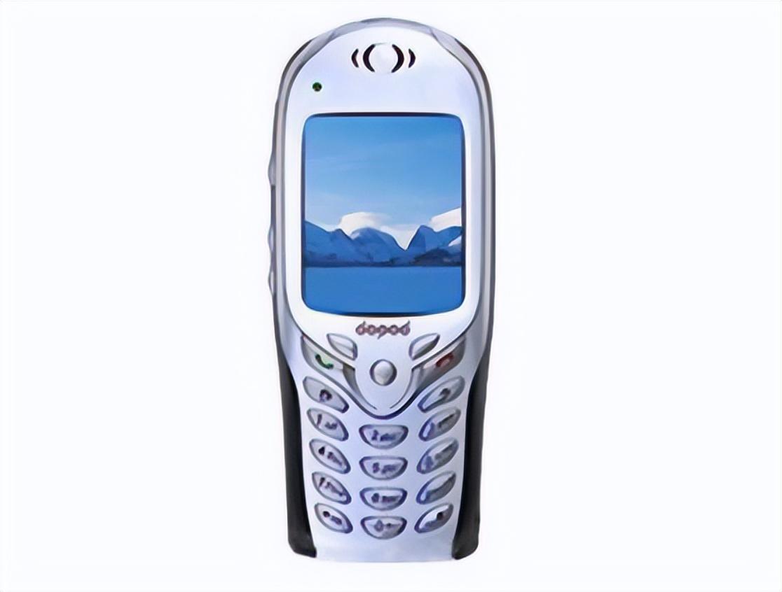 看着像功能机的智能机——多普达535手机