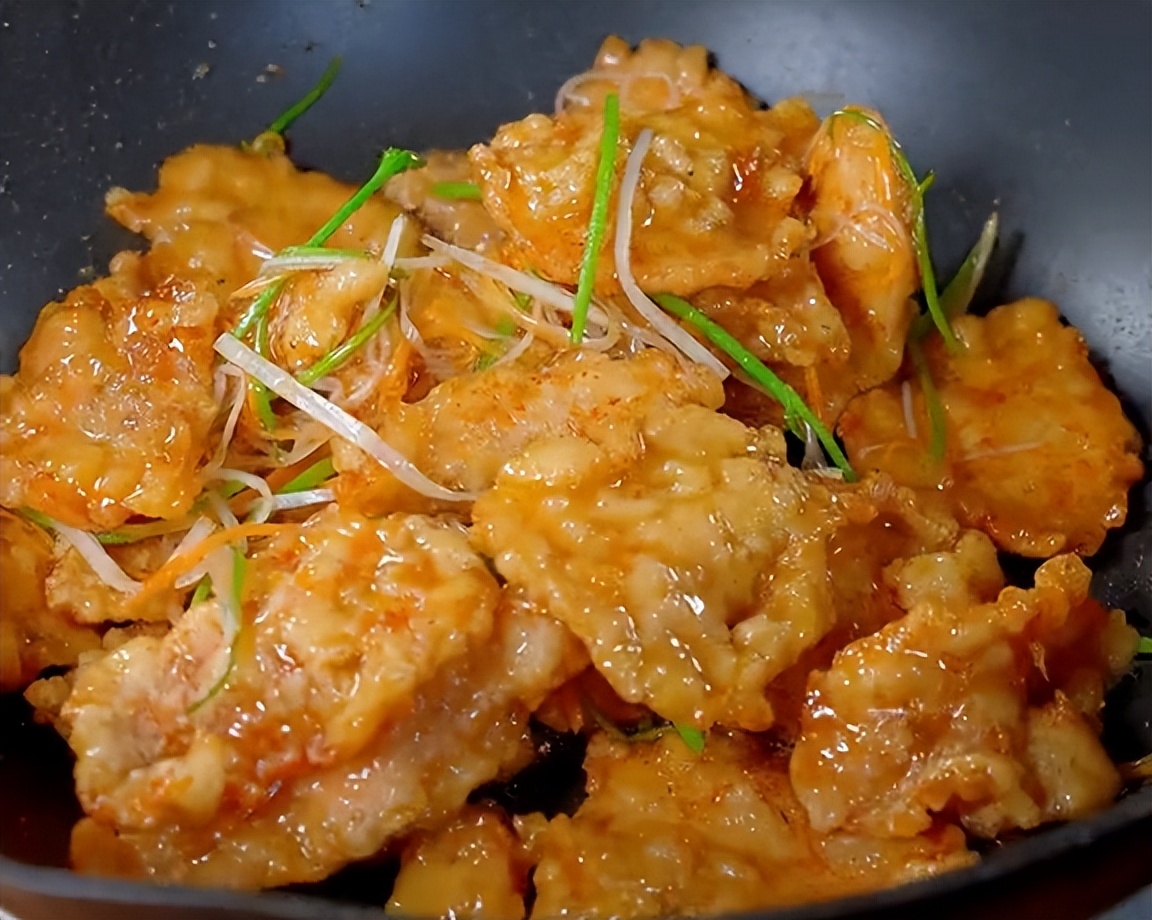 东北风味锅包肉的家常做法,外酥里嫩,口味酸甜,孩子都抢着吃