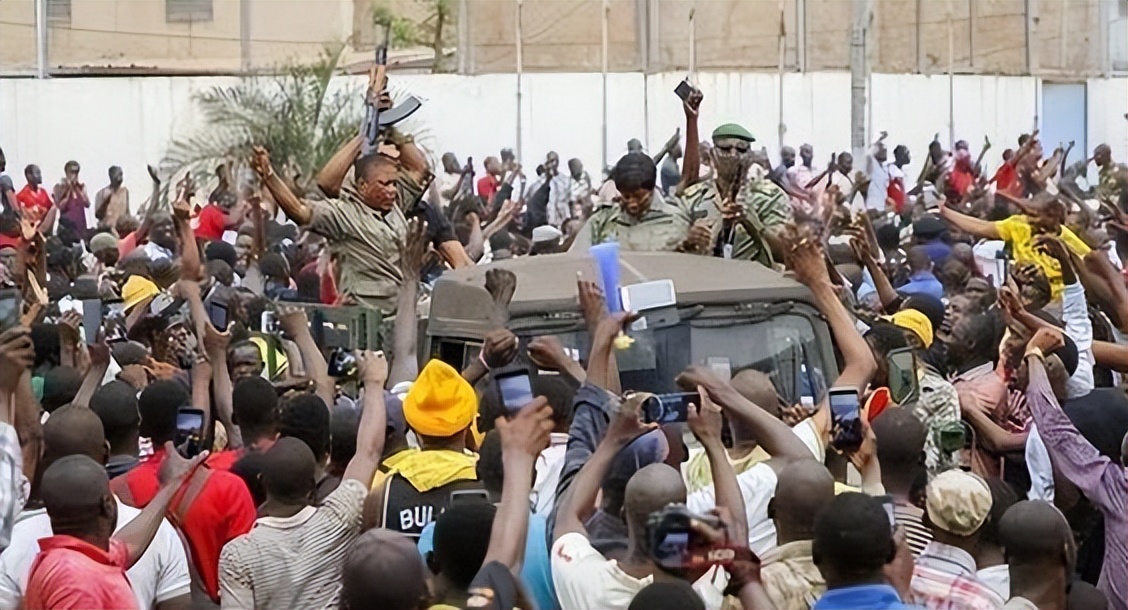 时间已定!西共体将军事干预尼日尔政变,进一步加剧地区局势