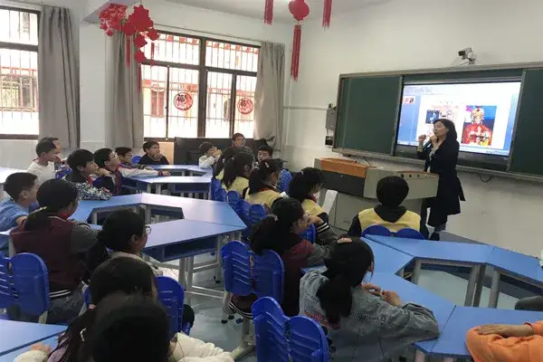 扬州世明双语学校图片