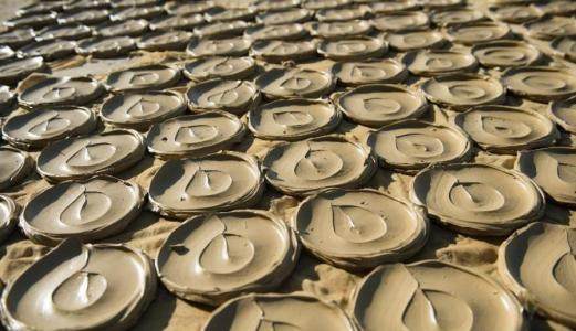 真正的穷到吃"土"?全球第一个独立黑人国家,当地究竟有多穷