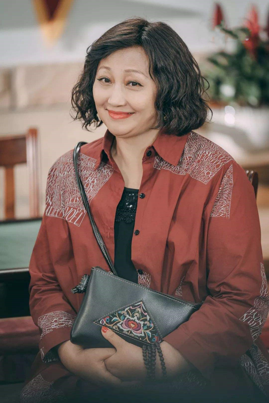 古榕前妻徐松子:分居15年,67岁仍单身,膝下无子,晚年遗憾