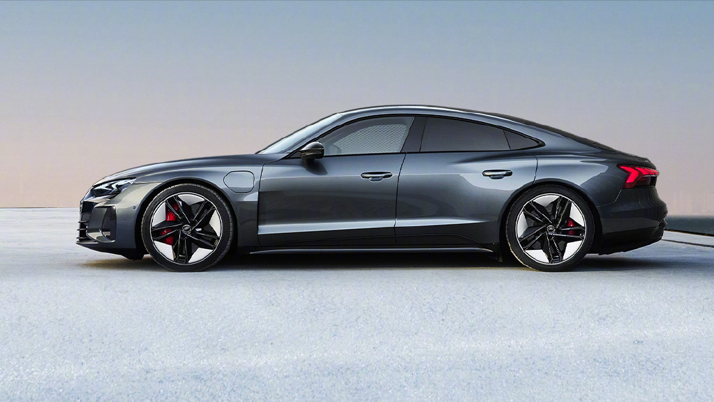 奥迪gt跑车震撼上市!不到100万,比保时捷更漂亮?