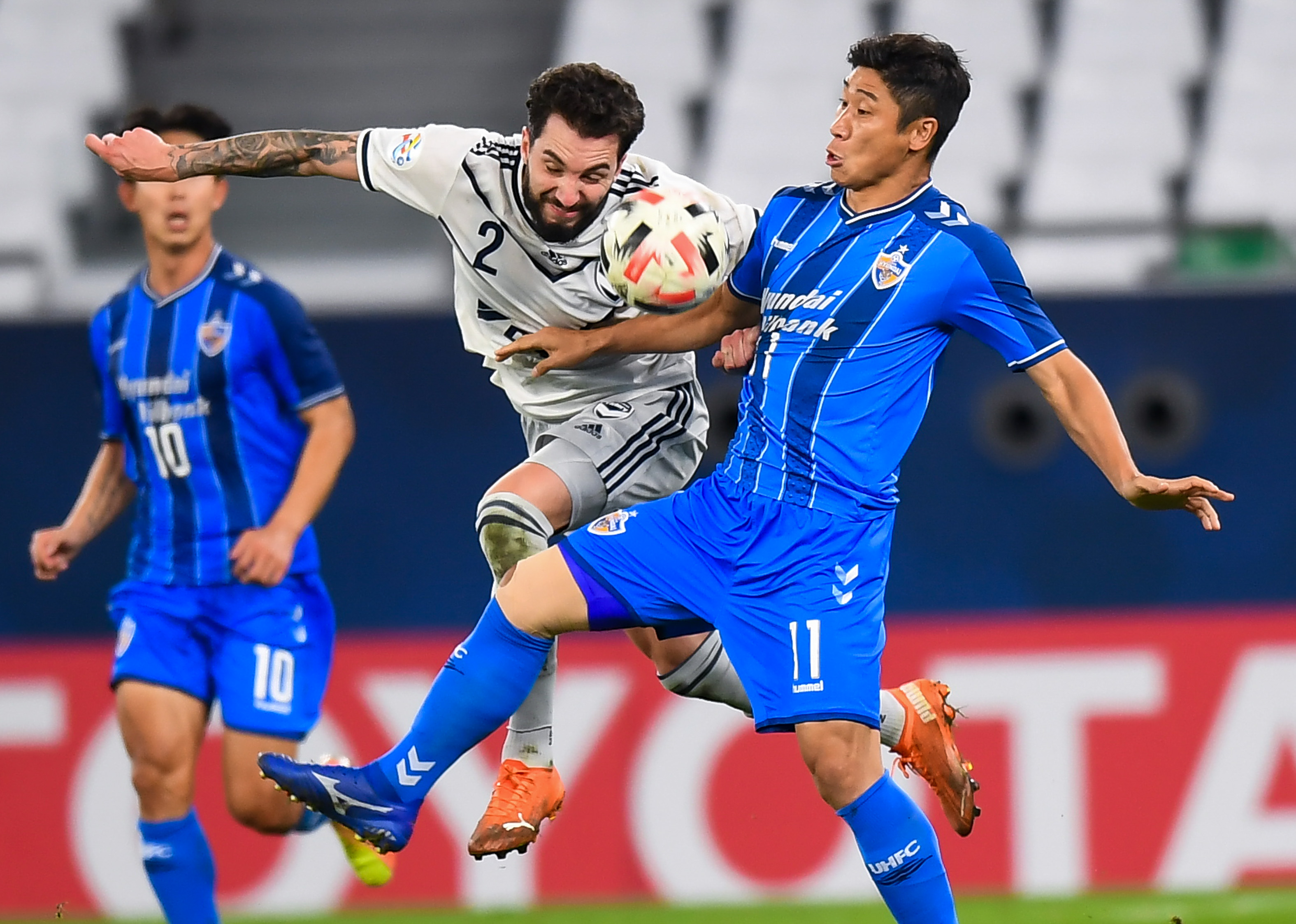 足球——亚冠:蔚山现代晋级八强