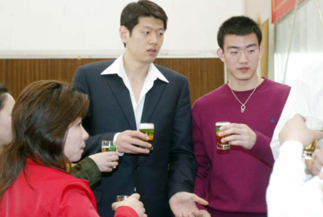 "亚洲蝶后"周雅菲:嫁丧妻莫科,被莫科前岳父母当女儿