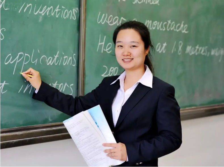 复旦首席教授王威琪逝世:60余载扎根复旦,被后辈称为"老爸"