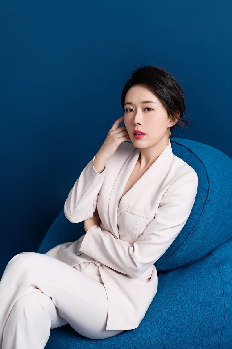 著名演员颜丹晨:我这辈子最正确的决定,就是44岁为小丈夫生儿子