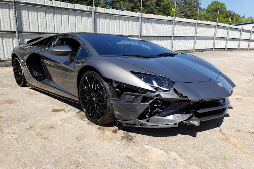 世界上最便宜的兰博基尼aventador ultimae看起来并不漂亮