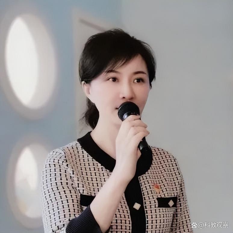 以法护航 共赴一场法治之约—育贤一幼“八五”普法宣传活动纪实(图3) 以法护航 共赴一场法治之约—育贤一幼“八五”普法宣传活动纪实(图3)