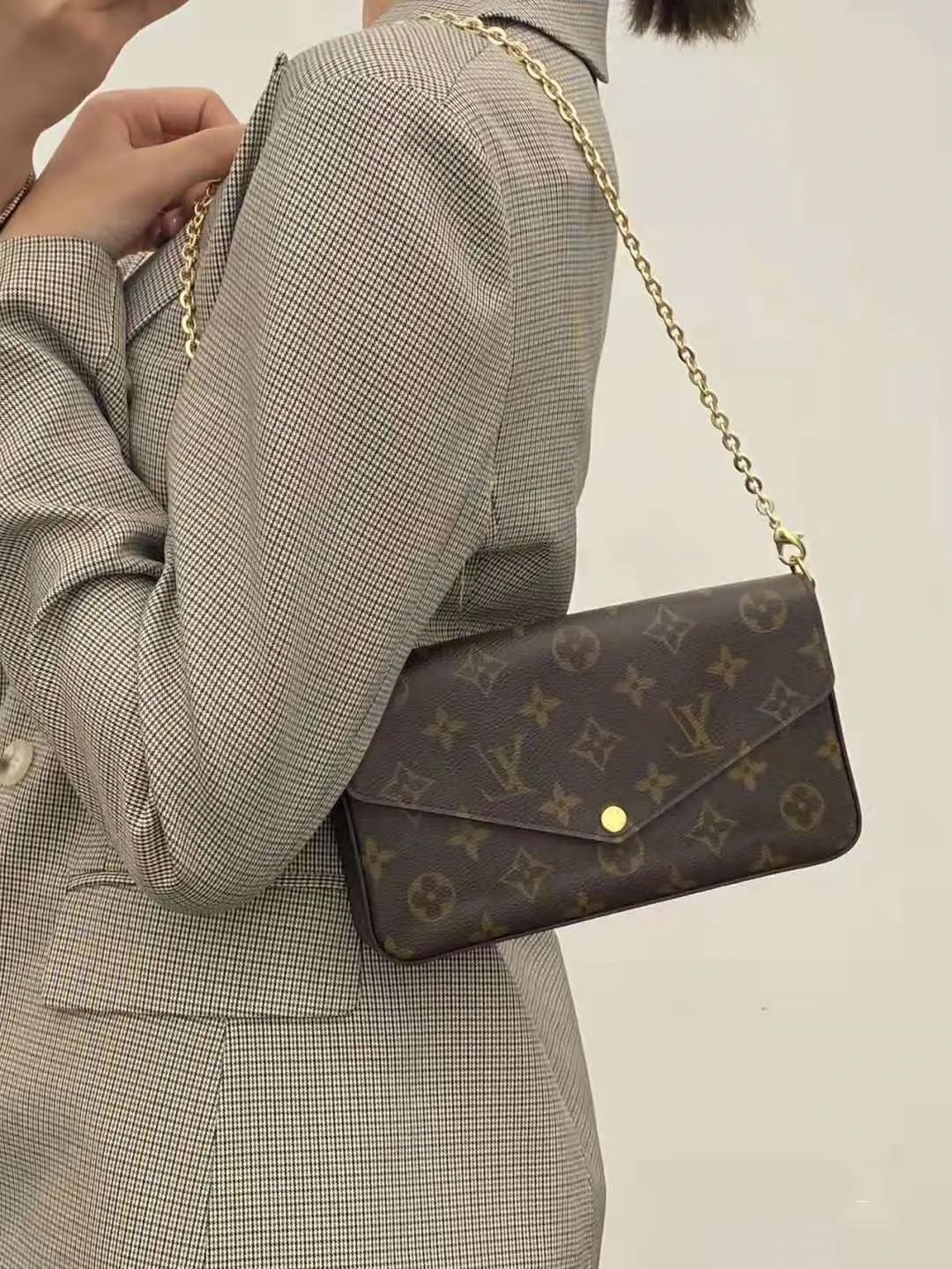 lv经典三合一链条包值不值得入手?性价比如何?