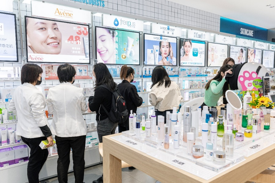 上半年盈利提升30%的屈臣氏,开启提速拓店