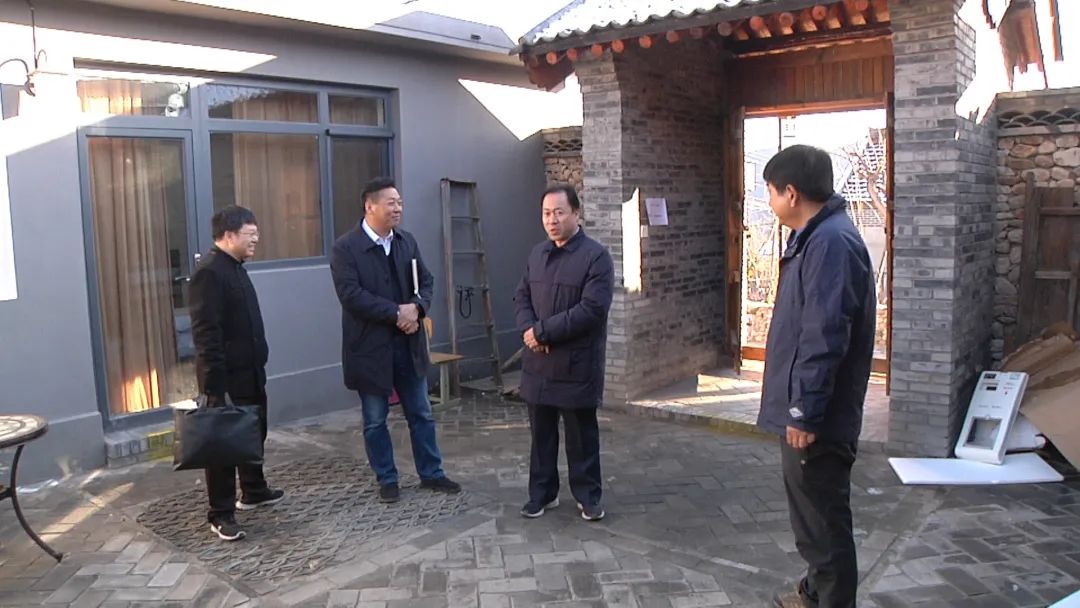 密云区委副书记,政法委书记朱柏成到溪翁庄镇蹲点调研