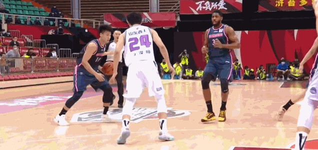 深夜痛哭后的赵睿,杀疯了!为何能爆发?他和马尚许下20字承诺!