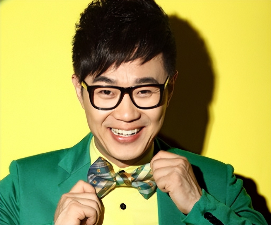 曝喜剧演员大鹏婚变!与小三有娃,虎头虎脑很可爱,网友:就这?