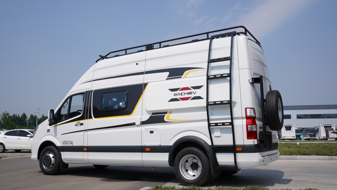 大驰巨牛e 房车全面升级,超级强大!48v电路 260清水 升降床!