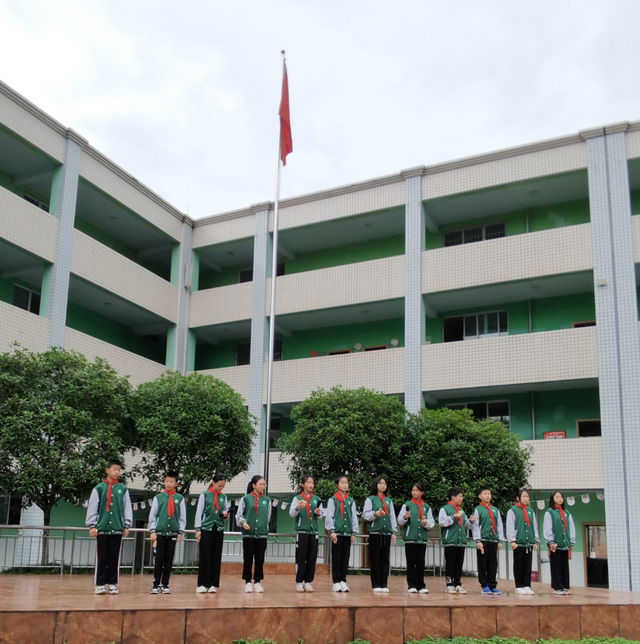 永兴小学国旗下·生态教育丨人人讲安全 生活更美好