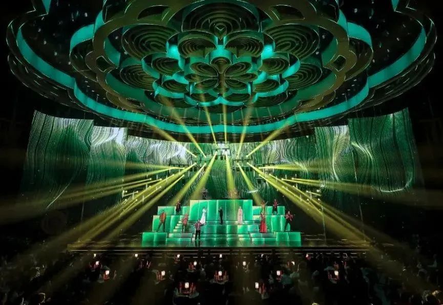 多项"首次"!揭秘央视春晚的硬核设备与顶尖设计