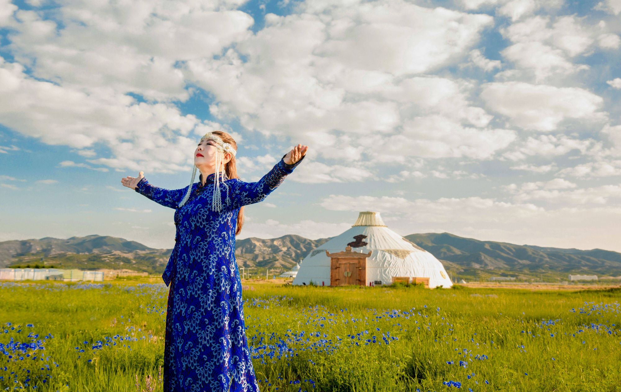 阿如娜:"百位好民星唱响草原好品牌"系列活动上榜人物