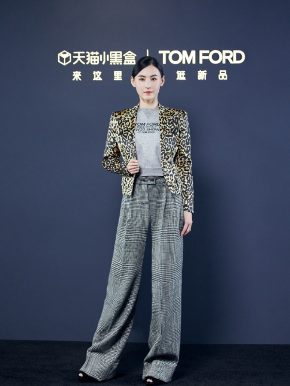 张柏芝再跳《樱花舞》,当她穿变色樱花裙,时隔20年重现清纯女神