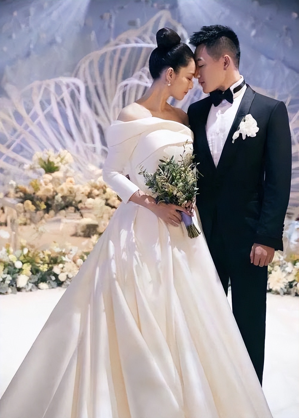 "根正苗红"的何捷:从未想过娶女明星,为何最后却娶了张馨予?