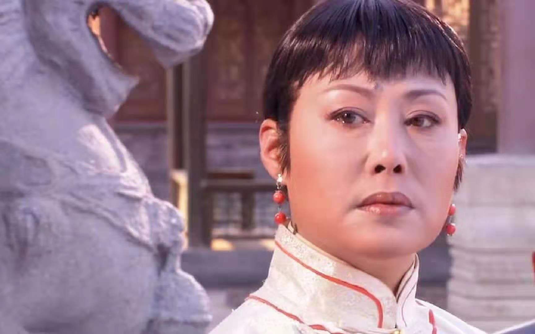 三看《大宅门》:才懂为何雅萍常驻娘家,二奶奶受委屈却不回娘家