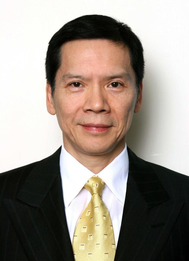 28年前梅艳芳被黄朗维掌掴,为保命远走泰国拿1000万消灾