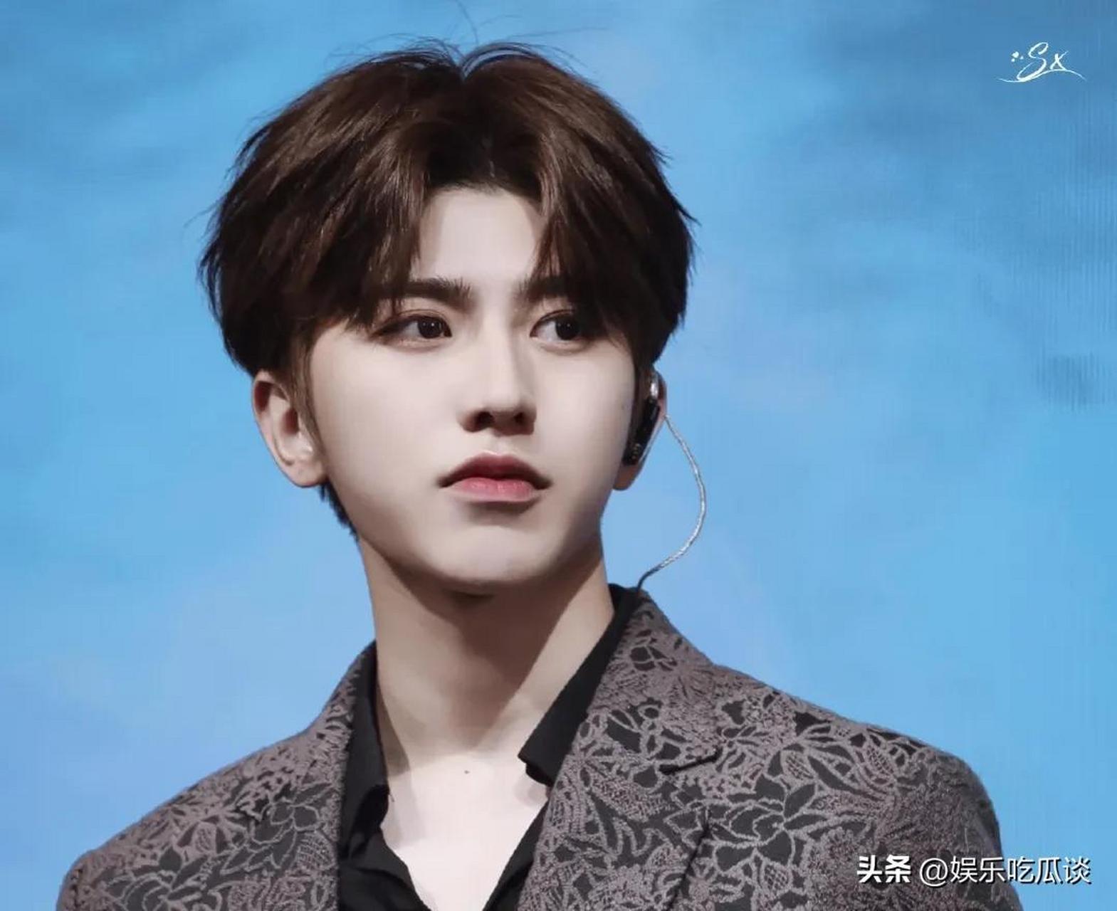 有认证为"蔡徐坤事件知情人"的网友在社交平台上爆料称,2021年蔡徐坤