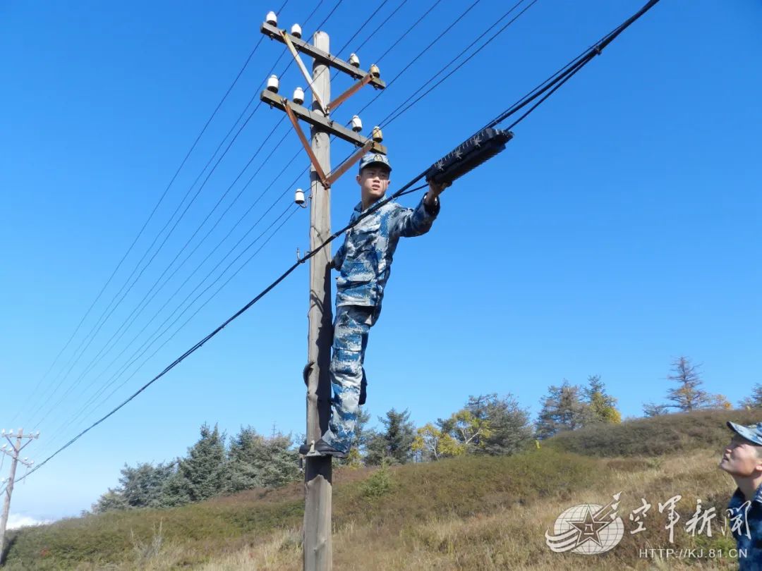 有一种"日常",只有空军通信兵才懂!