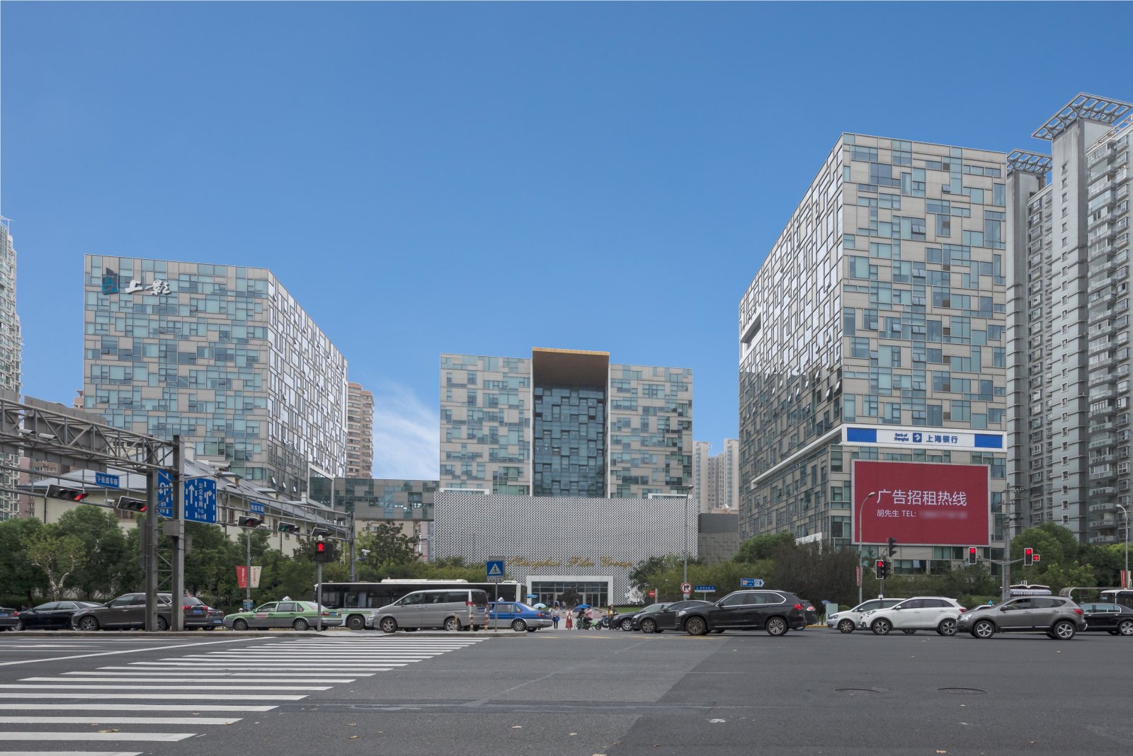 上海电影广场-徐汇 - 万体馆 漕溪北路595