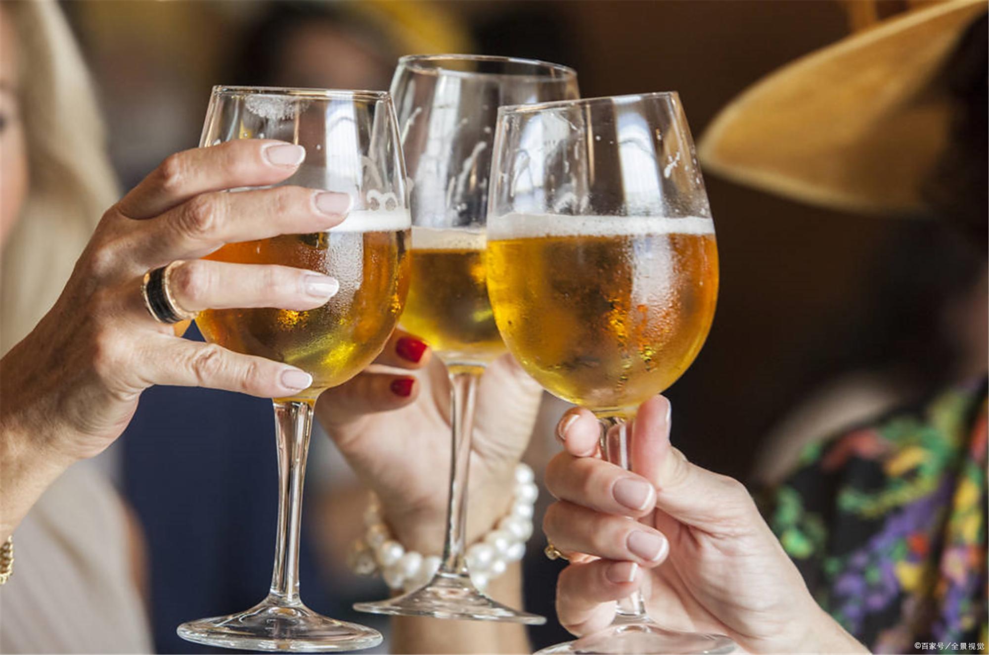 酒局上,不要小瞧这3种人,未来肯定前途光明,受重用