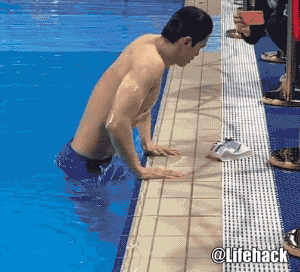 汪顺最新泳裤照曝光,公狗腰太绝了