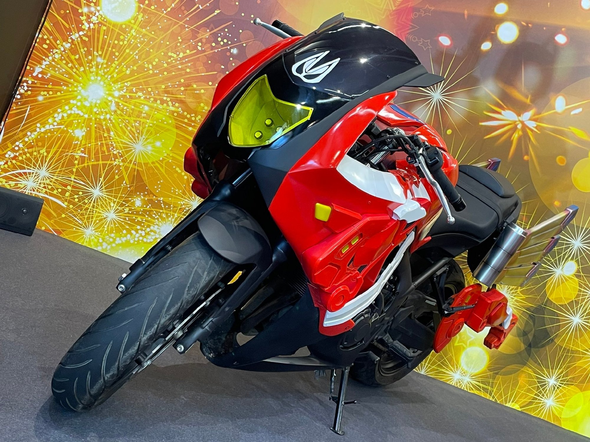 假面骑士暗黑九尾狐皮套实物赏析 完美的皮套缝合 01孤狼味十足