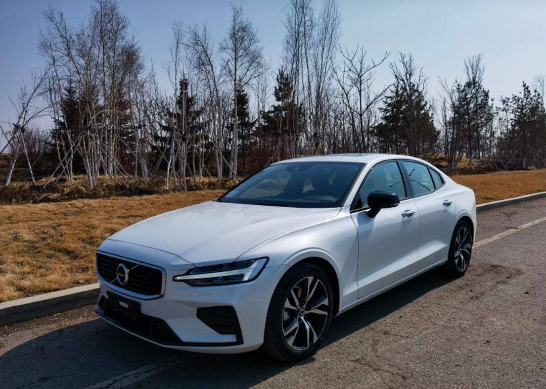 沃尔沃s60更新,门槛涨一万!和吉利星瑞,真的没法比