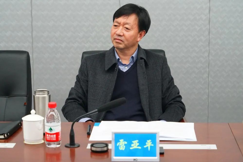 忠县县委常委,常务副县长雷亚平到忠县法院调研