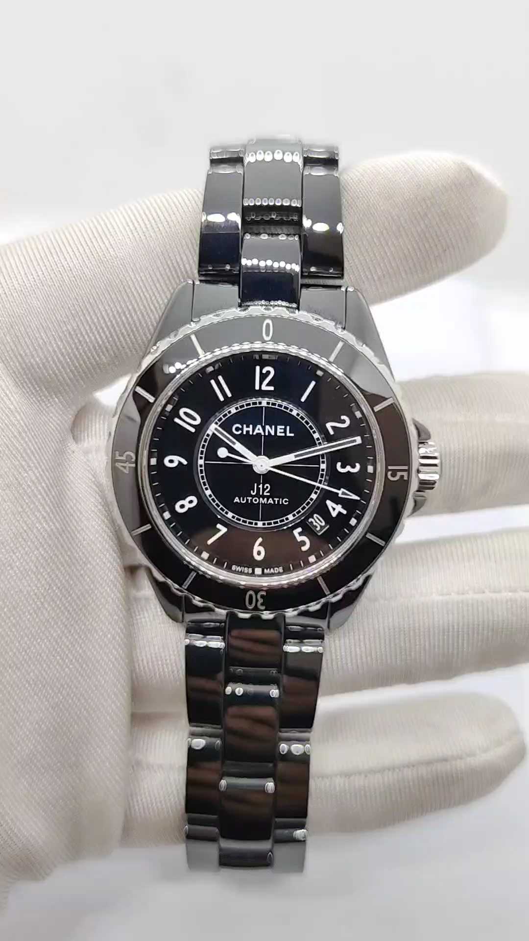 香奈儿j12系列h5697,全套有票,表径38mm,整体黑陶