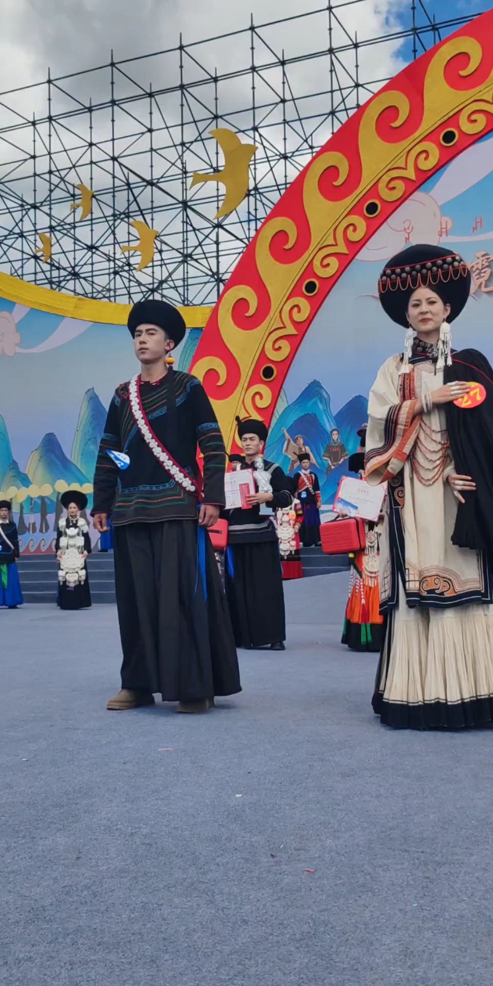 2025年彝族火把节传统选美大赛,昭觉县男子组冠军金鹰16号