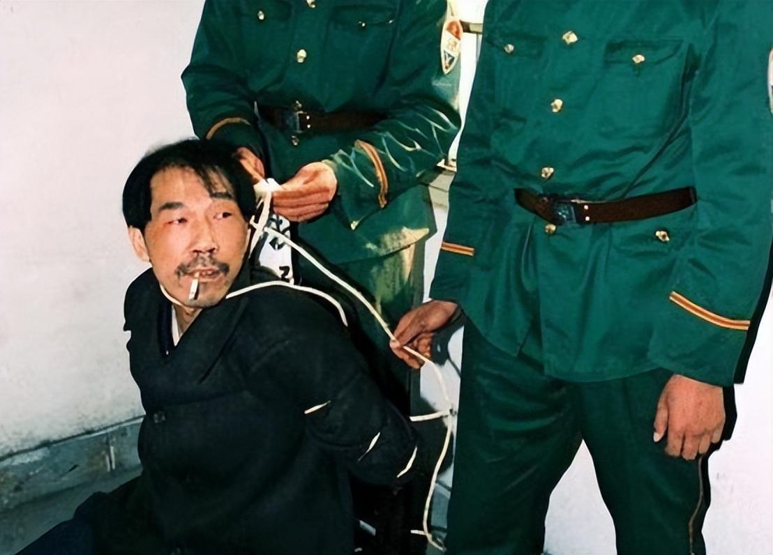 纪实:"色魔"吴建臣:喜欢趴窗户看女生洗澡,成年残忍侵害28人