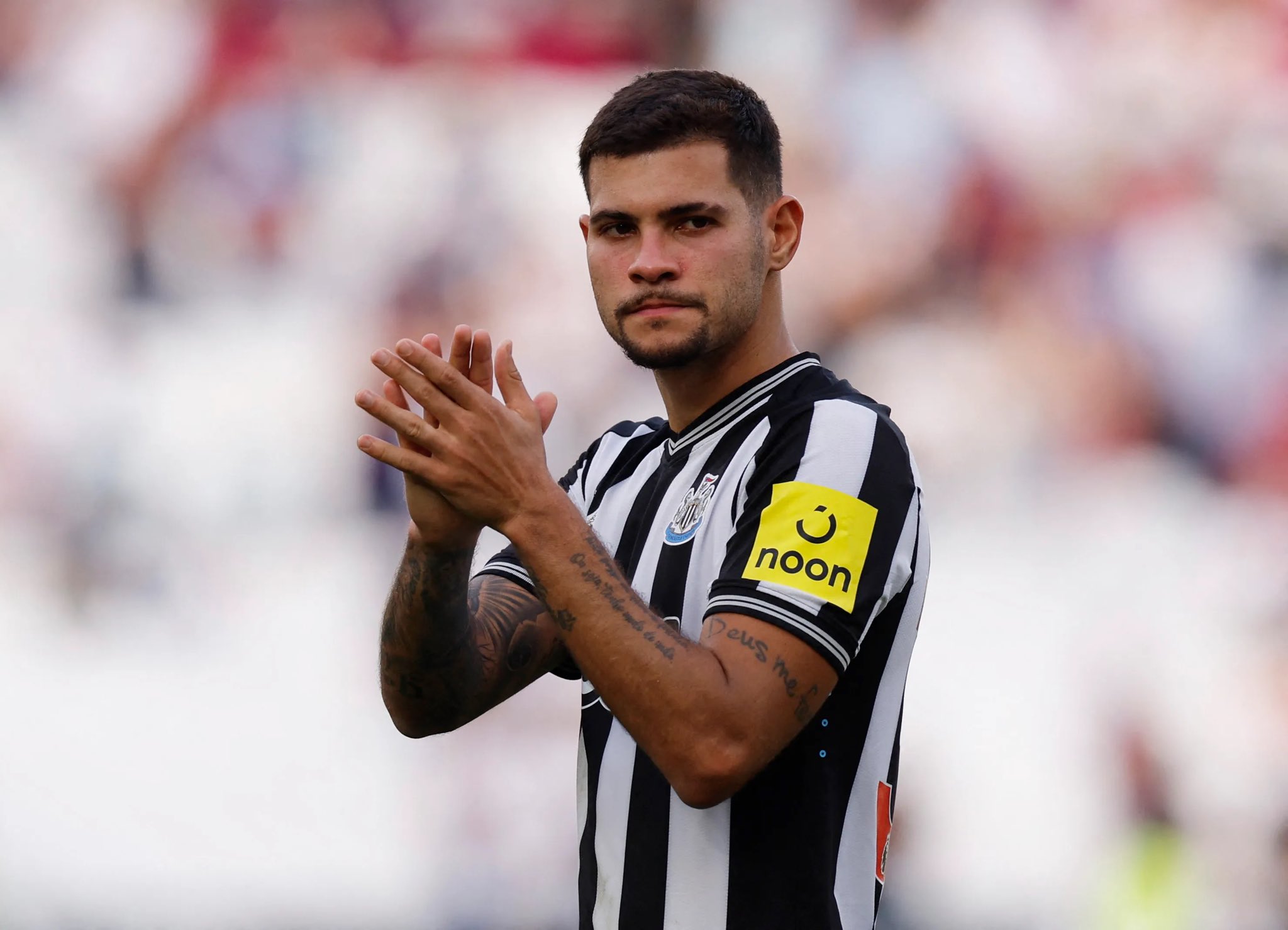 巴萨条款!降4000万,再见英超,2大亿元先生,曼城纽卡太难了