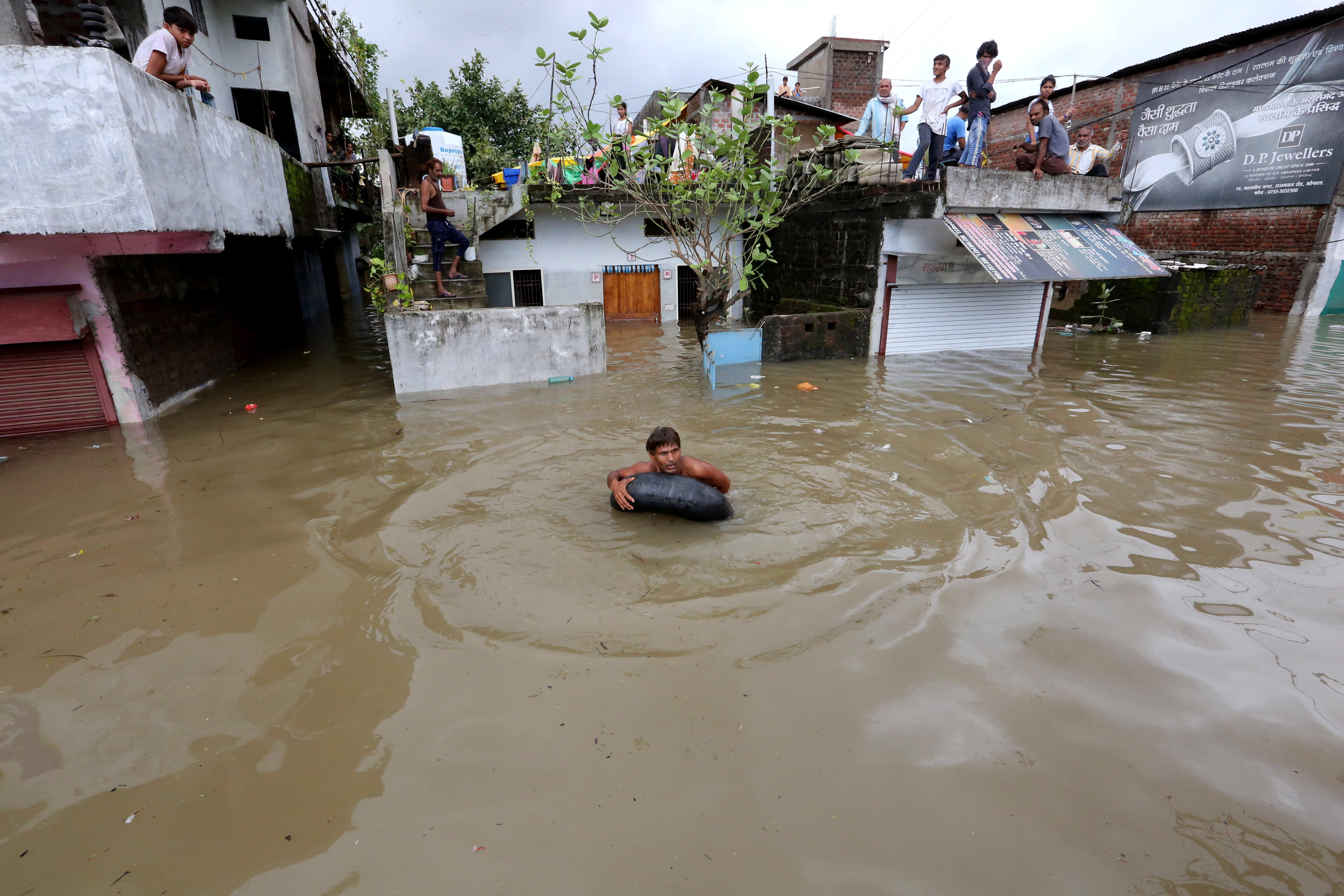 印度洪水(2)